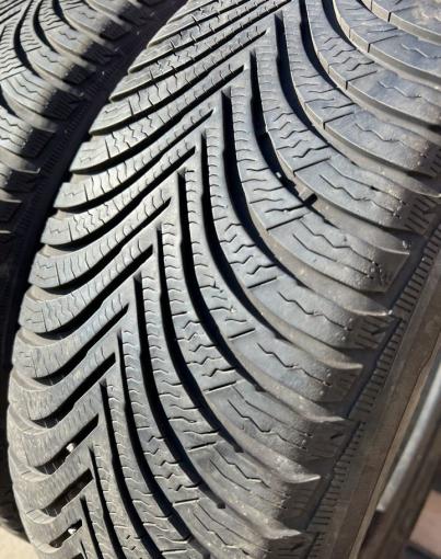 Michelin Alpin 5 215/60 R17