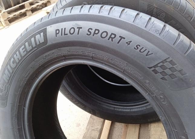 Michelin Pilot Sport 4 SUV 235/65 R17