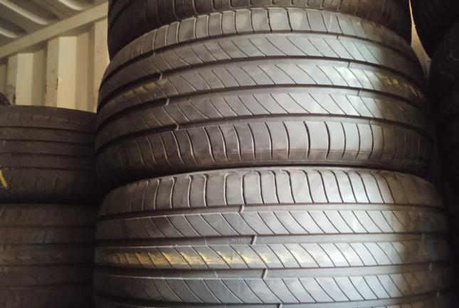 Michelin Primacy 4 235/45 R18