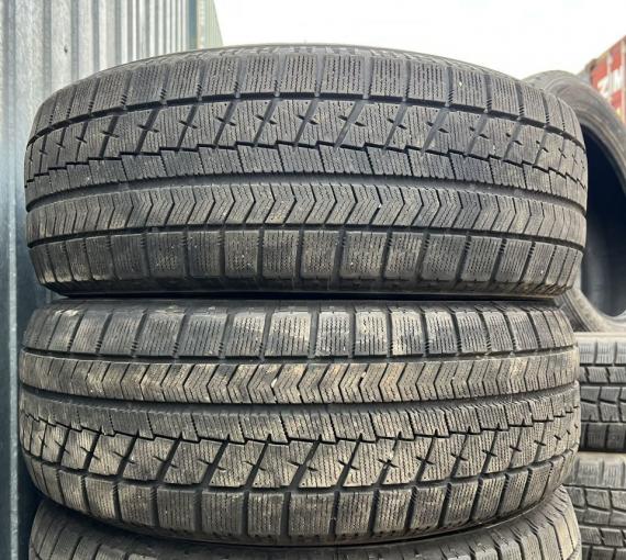 Bridgestone Blizzak VRX 215/60 R16