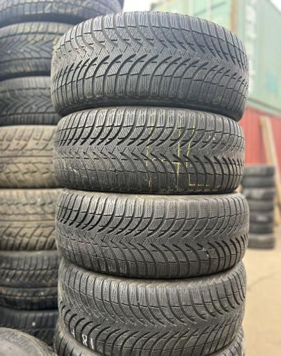 Michelin Alpin 4 215/55 R16