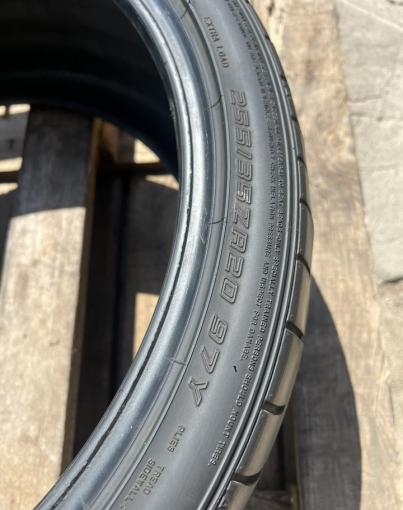 Dunlop SP Sport Maxx 050+ 255/35 R20