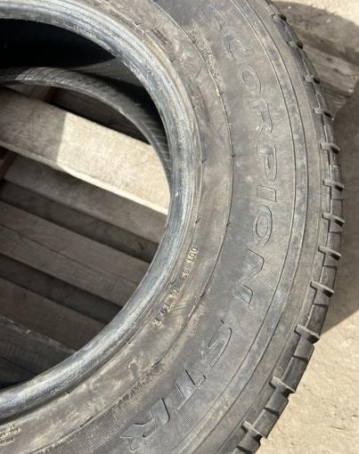 Pirelli Scorpion STR 275/65 R17