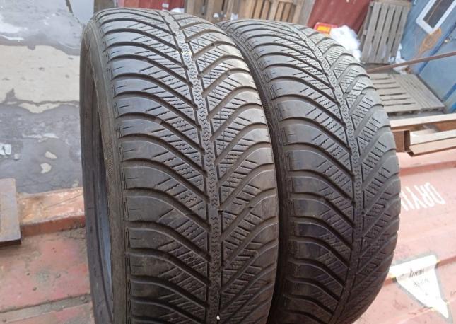 Goodyear Vector 4Seasons 205/60 R16