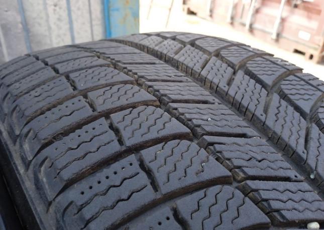 Michelin X-Ice 3 235/50 R18