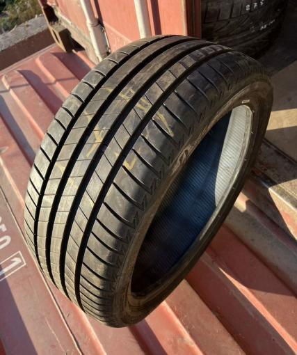 Bridgestone Turanza T005 225/40 R18