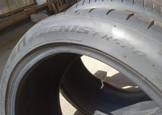 Falken Azenis FK-520 255/40 R19