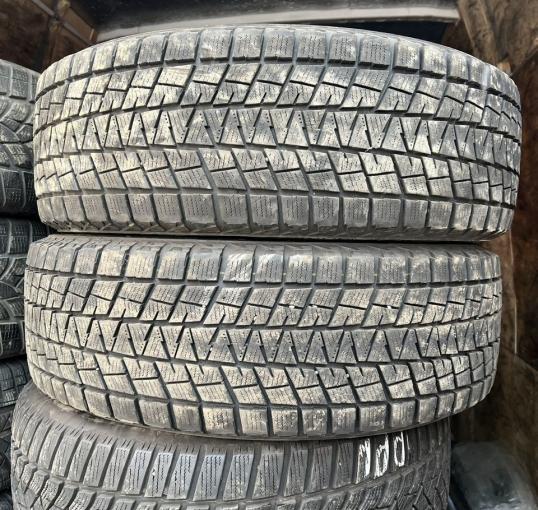 Bridgestone Blizzak DM-V1 225/65 R17