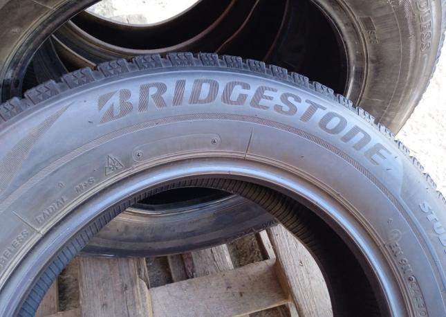 Bridgestone Blizzak VRX2 195/65 R15