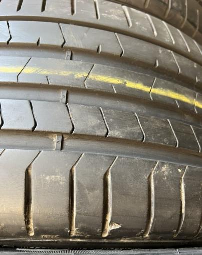 Pirelli P Zero PZ4 275/40 R21