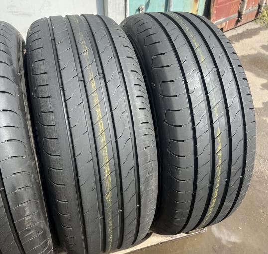 Goodyear EfficientGrip 2 SUV 285/60 R18