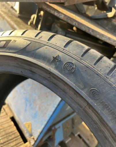 Pirelli P Zero PZ4 245/40 R19