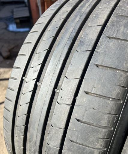 Pirelli P Zero PZ4 255/45 R19