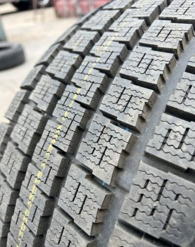 Pirelli Winter Ice Storm 225/45 R17