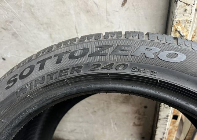 Pirelli Winter Sottozero 240 Serie II 255/40 R18