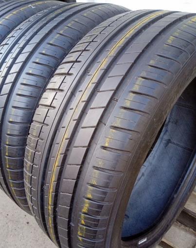 Michelin Pilot Sport 3 245/45 R19
