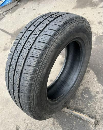 Pirelli Carrier Winter 215/65 R16C