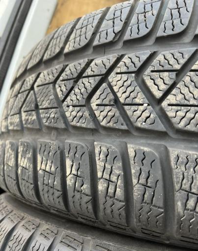 Pirelli Winter Sottozero 3 235/55 R17