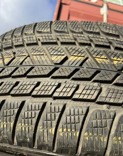 Pirelli Scorpion Winter 285/45 R22