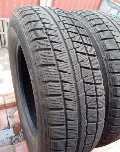 Bridgestone Blizzak Revo GZ 215/65 R16