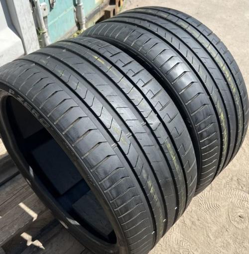 Pirelli P Zero PZ4 285/30 R21