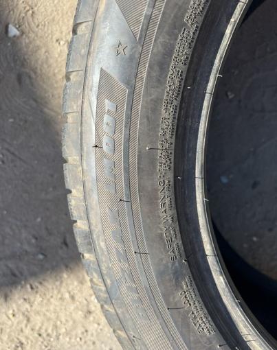 Bridgestone Blizzak LM-001 265/50 R19