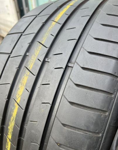 Pirelli P Zero PZ4 265/35 R20