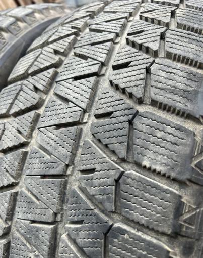 Bridgestone Blizzak WS-80 235/50 R19