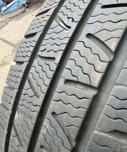 Pirelli Carrier Winter 215/65 R16C