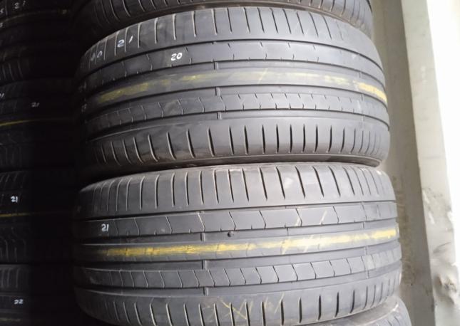 Pirelli P Zero PZ4 275/40 R21