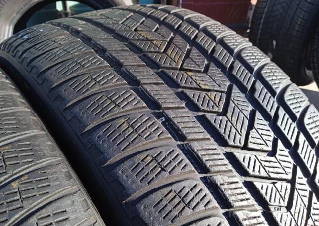 Pirelli Scorpion Winter 285/40 R22