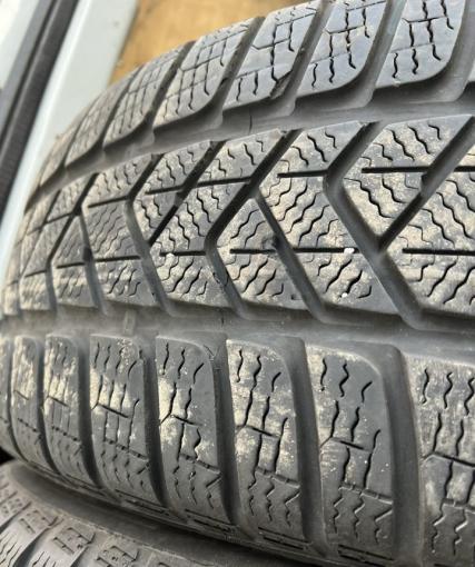 Pirelli Winter Sottozero 3 235/55 R17