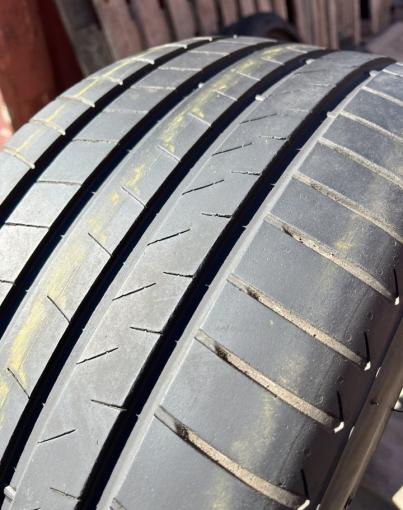 Bridgestone Turanza T005 285/35 R22