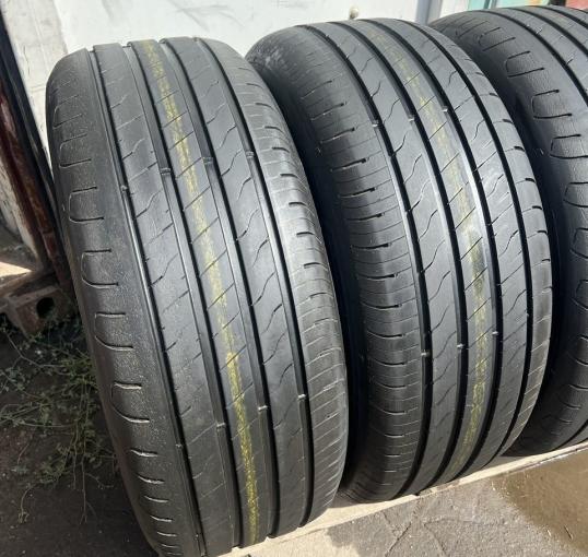 Goodyear EfficientGrip 2 SUV 285/60 R18