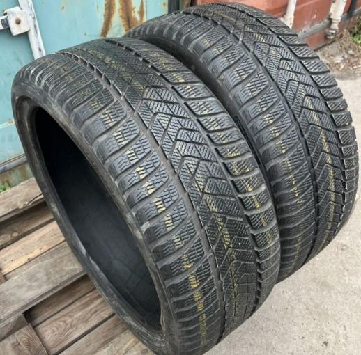 Pirelli Winter Sottozero 3 255/35 R21