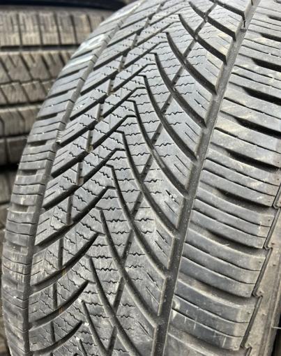 Rotalla Setula 4-Season RA03 195/50 R15