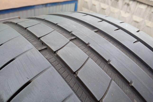 Goodyear Eagle F1 Asymmetric 3 255/40 R18