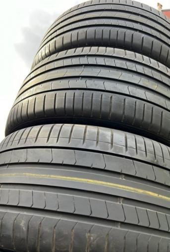 Pirelli P Zero PZ4 275/40 R21 и 315/35 R21