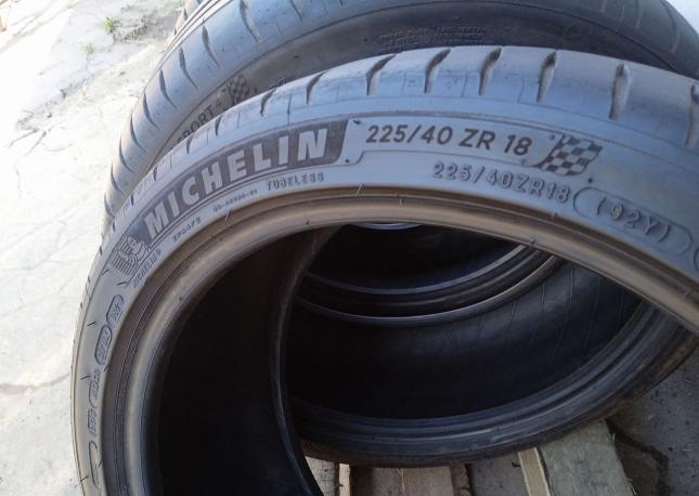 Michelin Pilot Sport 4 225/40 R18