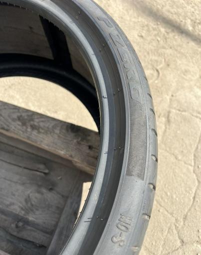 Pirelli P Zero PZ4 285/30 R21