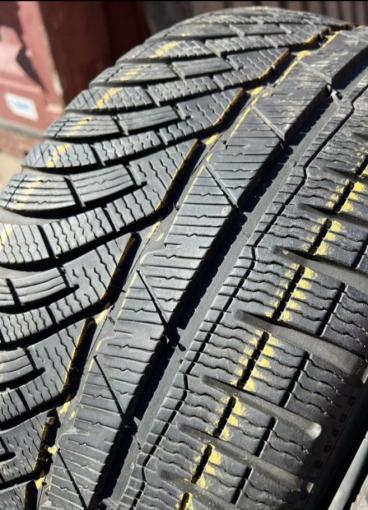 Michelin Pilot Alpin PA4 235/35 R19