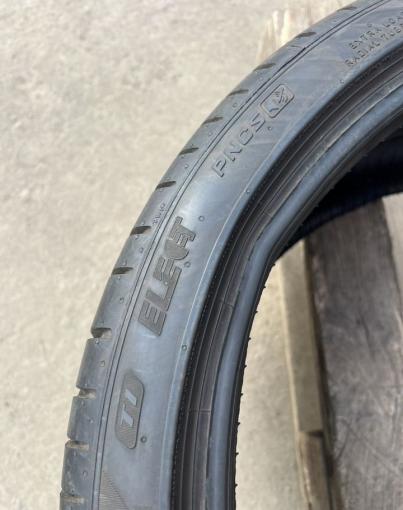 Pirelli P Zero PZ4 255/35 R21