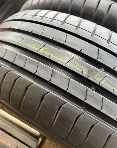 Pirelli P Zero PZ4 235/55 R18