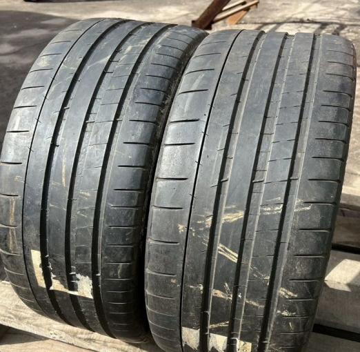 Michelin Pilot Super Sport 235/35 R19