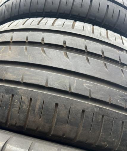 Pirelli P Zero Rosso 235/45 R19