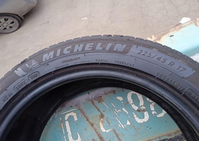 Michelin Primacy 4 225/45 R17