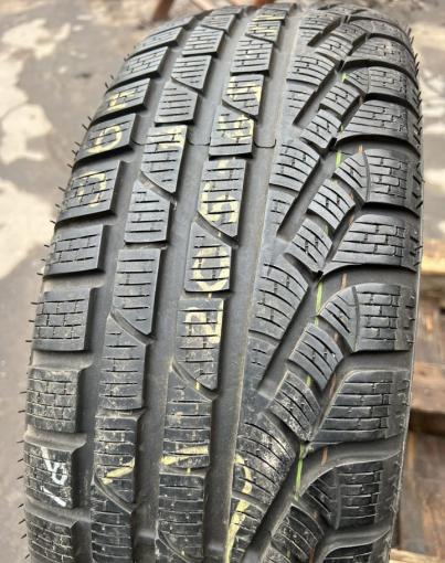 Pirelli Winter Sottozero 210 Serie II 205/65 R17