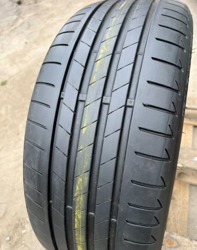 Bridgestone Turanza T005 225/40 R19