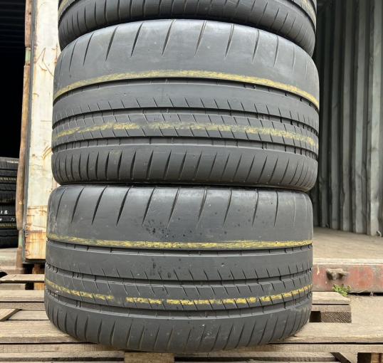 Michelin Pilot Sport Cup 2 245/35 R20 и 305/30 R20