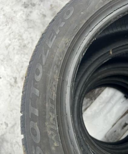 Pirelli Winter Sottozero 210 Serie II 235/50 R19